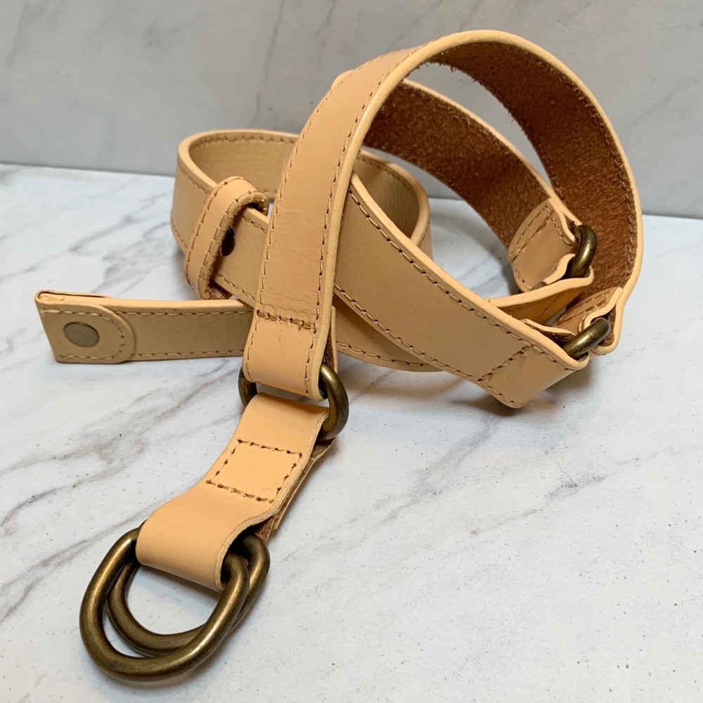 Gap cow leather mustard yellow adjustable belt